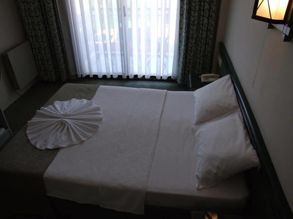 Hotel Amphora Fokaja Zewnętrze zdjęcie